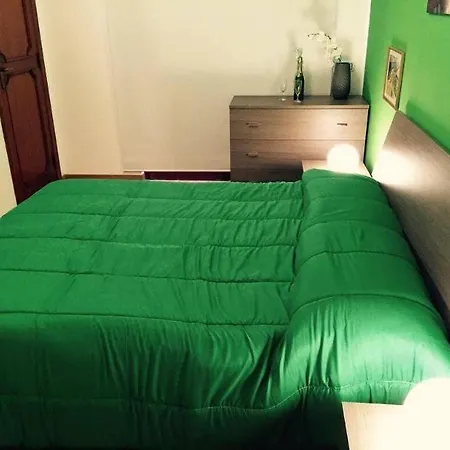 Alloggi Le Stanze Di Medea Pensión 3*